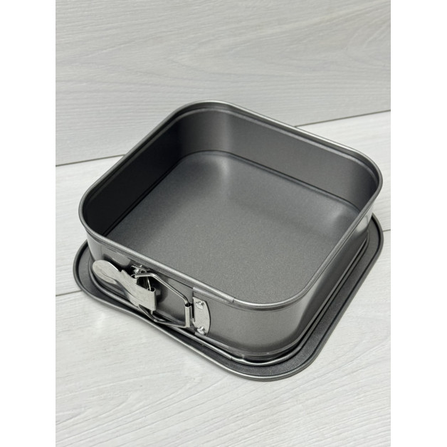 Форма рознімна 18*18 см для випічки