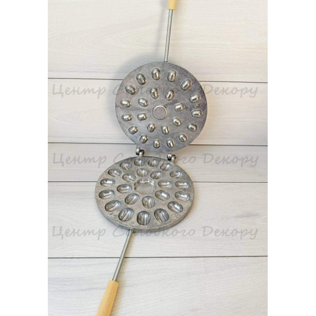 Горішниця металева (23 шт)