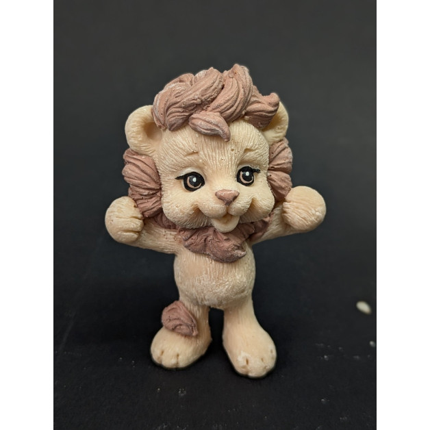 Кондитерська прикраса левчик №1-висота 8см