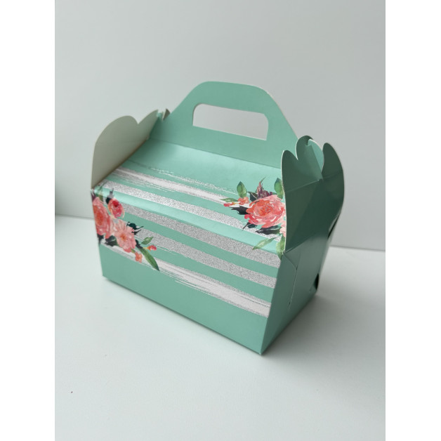 Коробка весільна 250 грам 10*14,5см вис 7,5 см (кс-42)