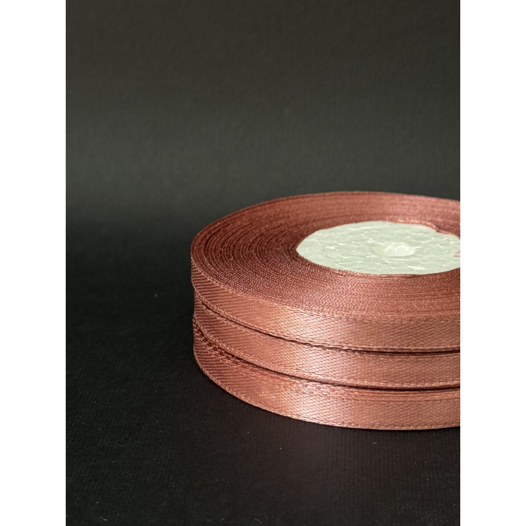 Лента атлас 0,6 см рожево-коричневий (138) 30 м