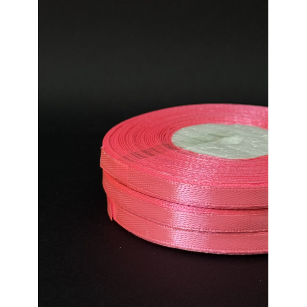 Лента атлас 0,6 см яскраво-рожевий (05) 30 м