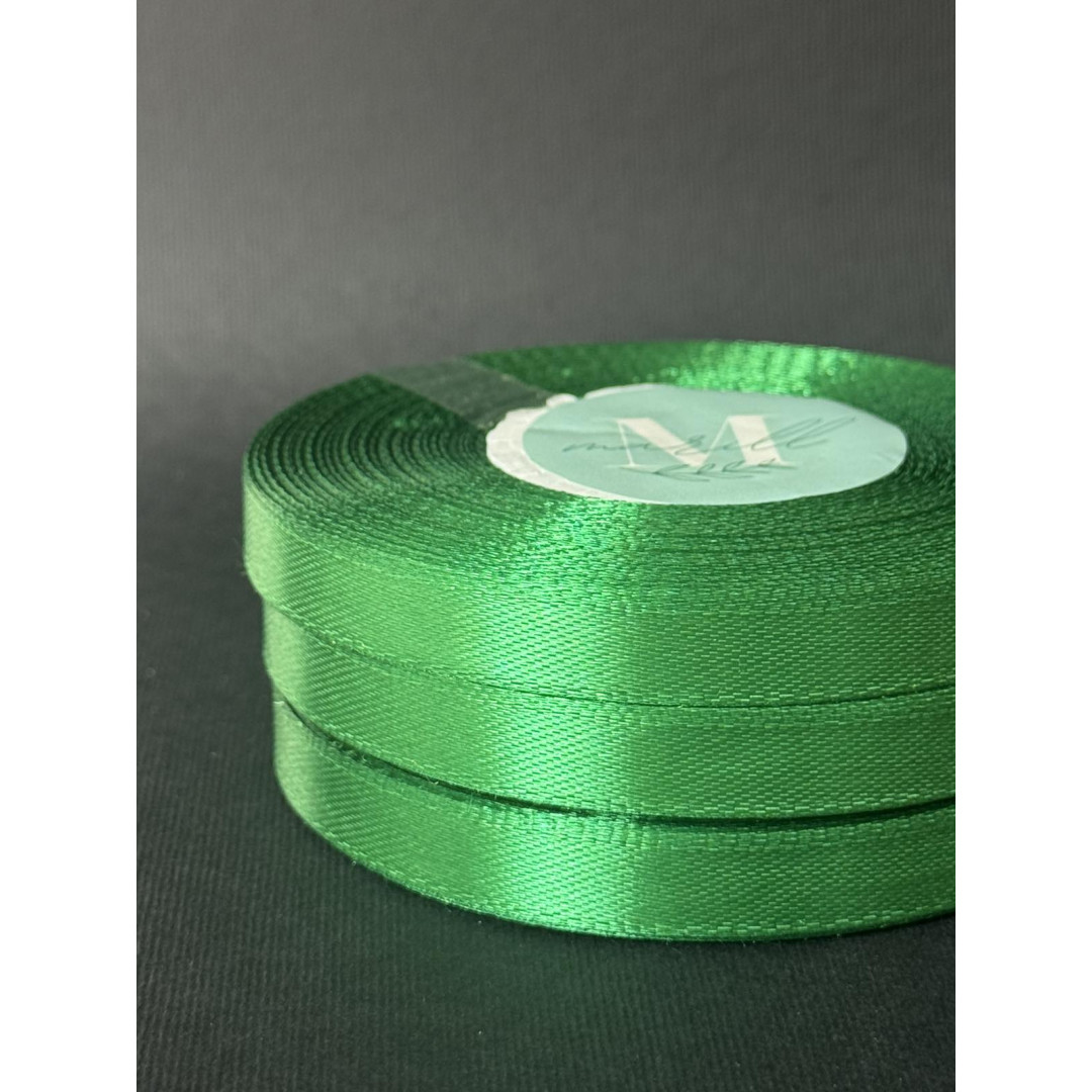 Лента атлас 0,9 см зелена (19) 30 м