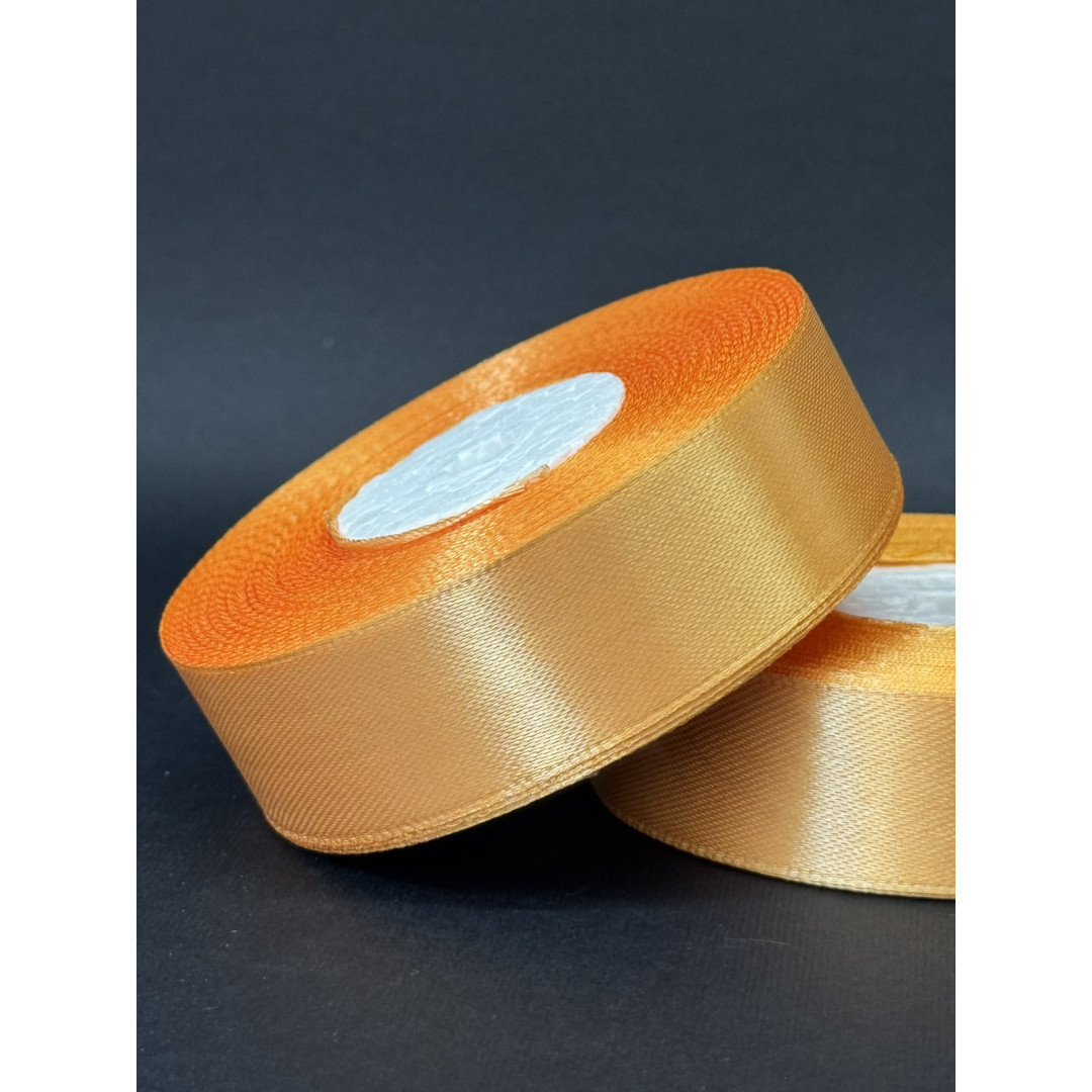 Лента атлас 2,5 см світло-золотий (157) 32 м