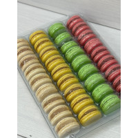 Макаронс кришечки мікс( рож-зел.-жовт.-білі) 36 шт