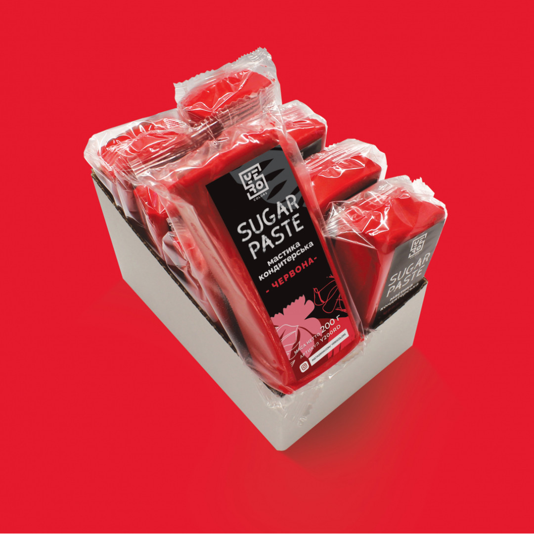 Мастика Yero 200 г червона