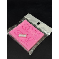 Молд шанель і луі вітон