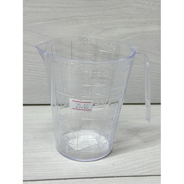 Мірний стакан пласт. 230 мл.