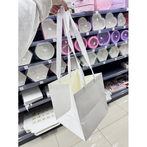 Пакет картонний білий 24,5*25*28