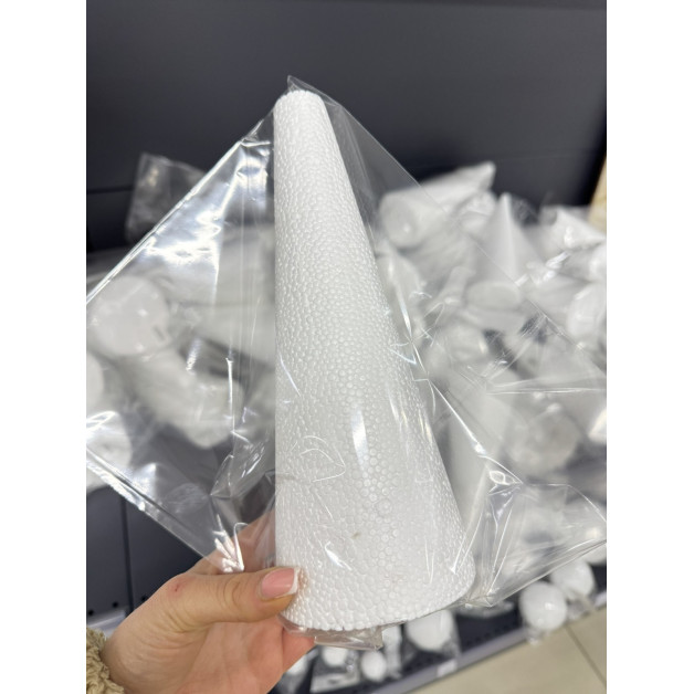 Пінопластовий конус 23см