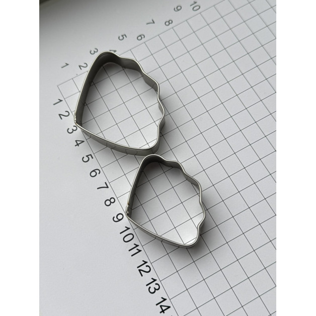 Вирубка метал пелюстки маку