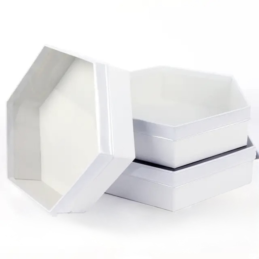 Коробка для зефіру подар. шестигранна 23 см біла