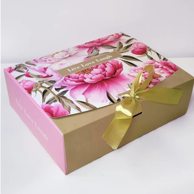 Весняна коробка 21*26*8 піони- "Live Love Laugh"