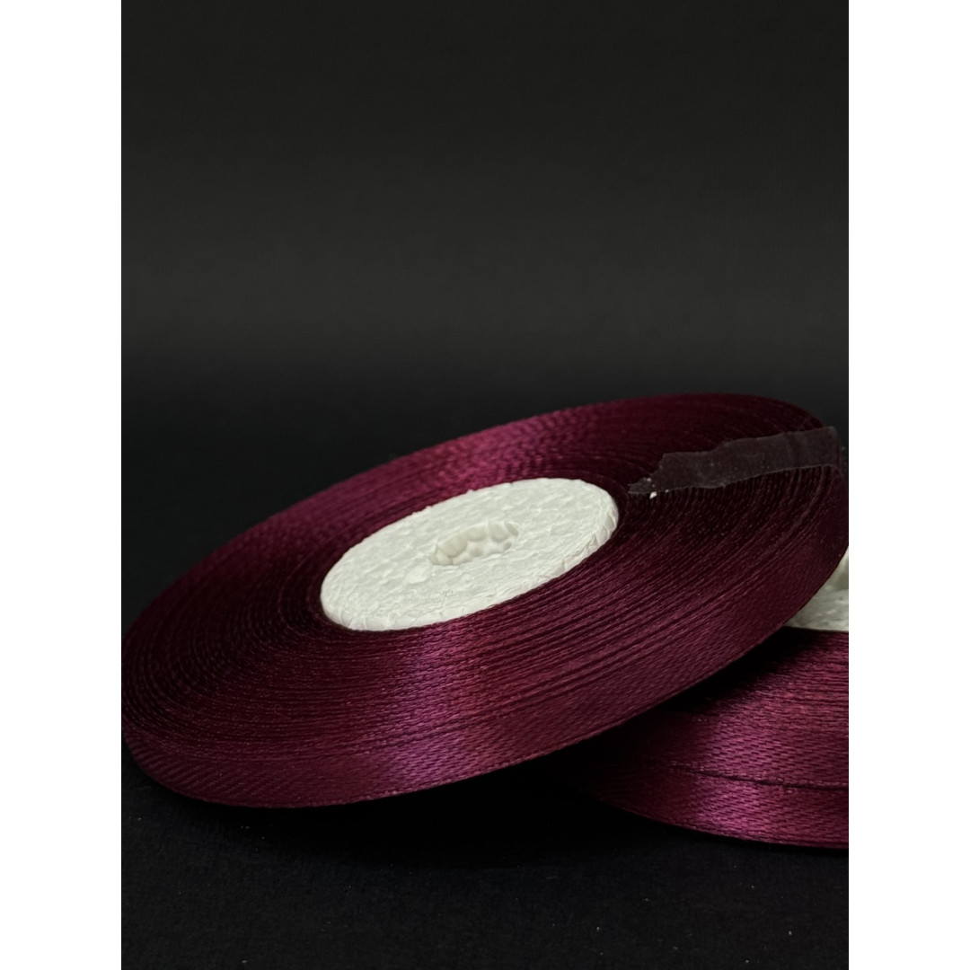 Лента атлас 0,6 см темно-бордова (83) 30 м