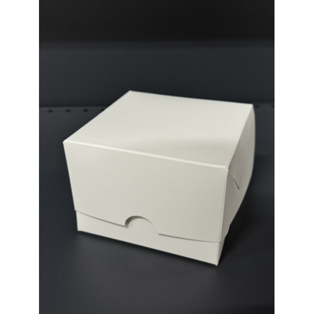 Біла коробка 110*110*80