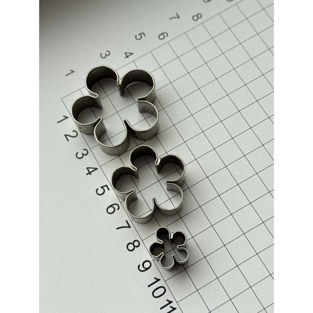 Вирубка метал 3 квіточки пятипел.