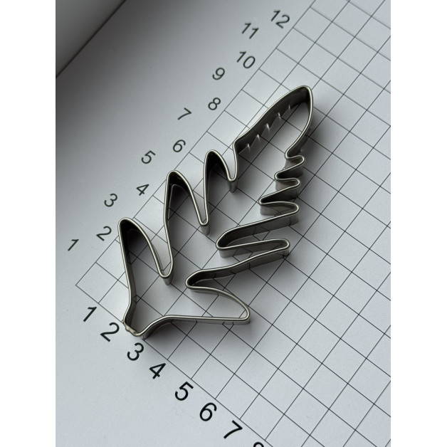 Вирубка метал листок маку