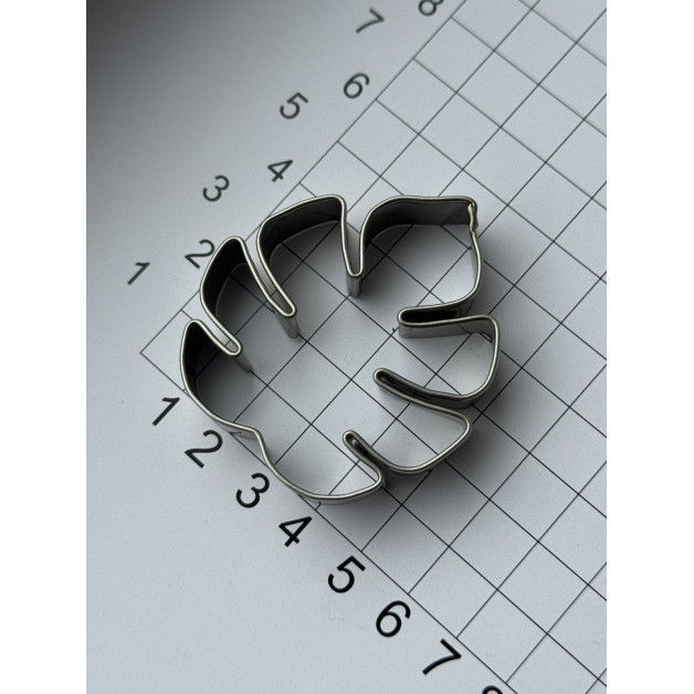 Вирубка метал монстера 5 см листок