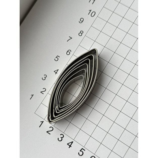 Вирубка метал пелюстки георгіна