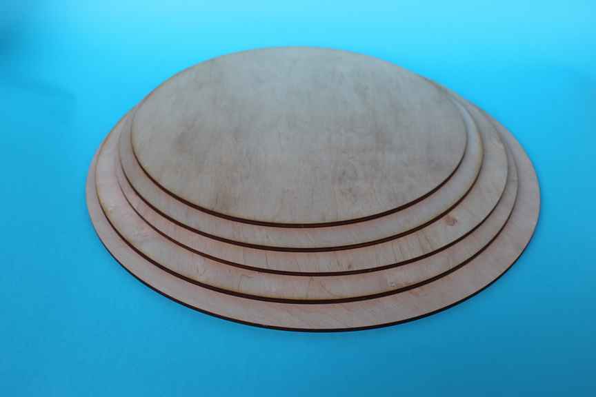 картинка Підложка деревяна діаметр 24 см (товщина 3 мм) от магазина Центр Солодкого Декору
